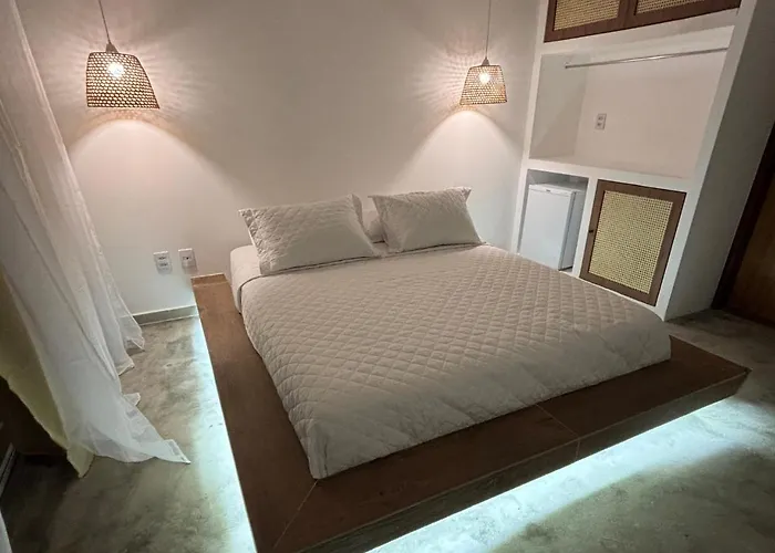 Villa Canoe Hotel